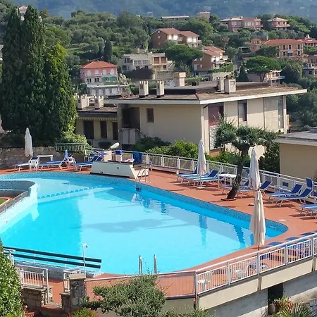 Tigullio Terrace Nyaraló *